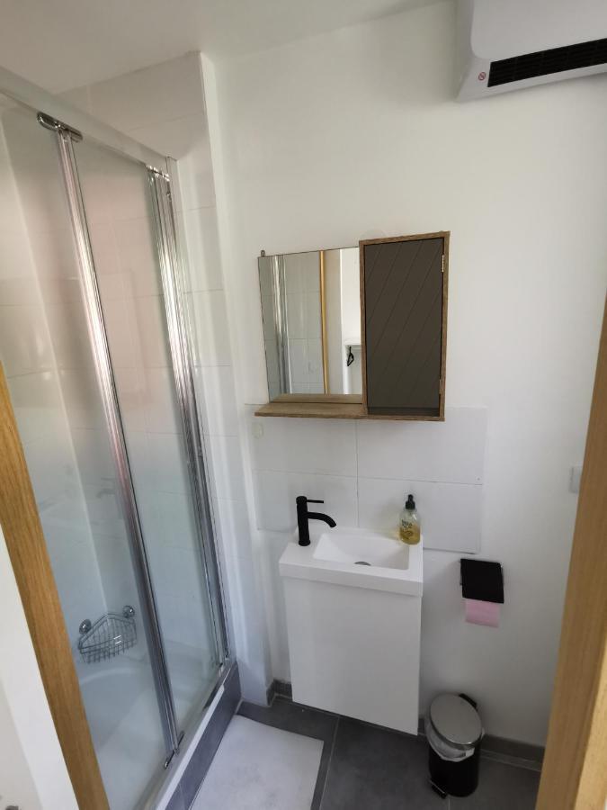 Superbe Appartement Montpellier 8 Personnes 2 Chambres 2 Salles De Bain Wifi Netflix Et Parking Gratuit Esterno foto
